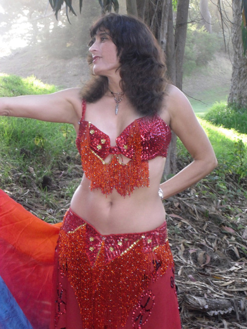 Sacramento Belly Dance Teacher/Performer, Daleela